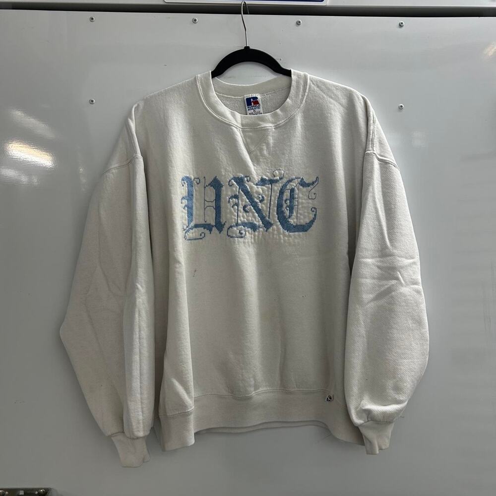 VTG 90s UNC Russell Athletic crewneck sweatshirt